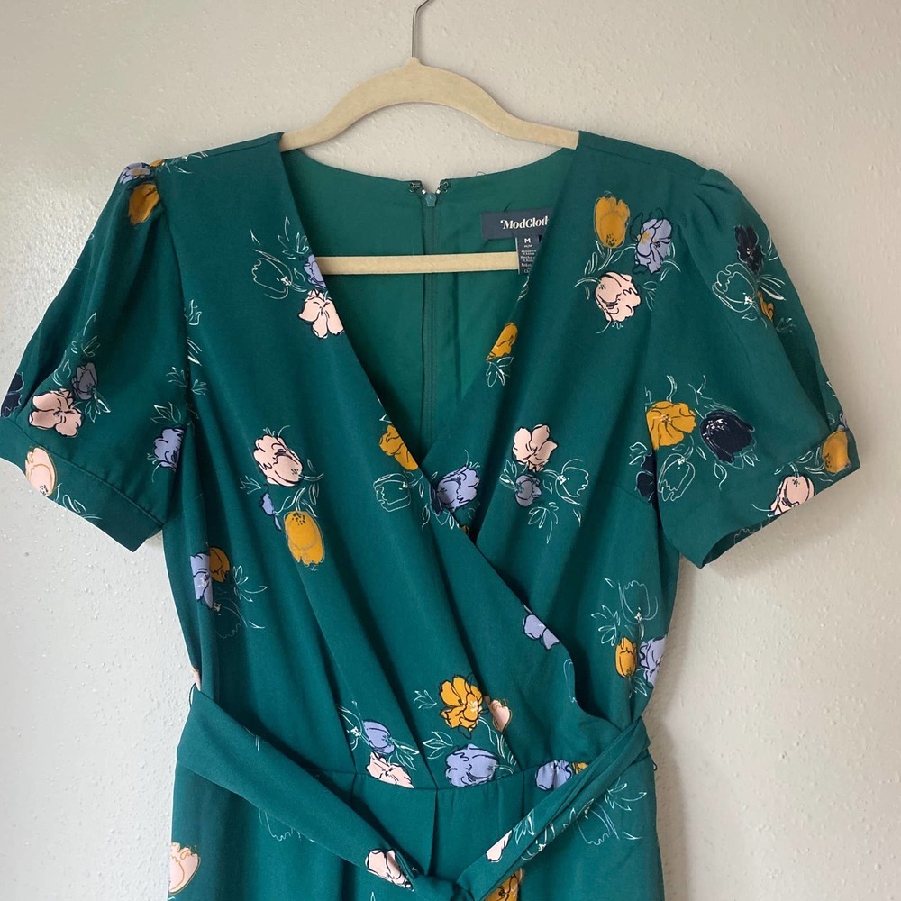 ModCloth Faux wrap dress Size M - Picture 4 of 10